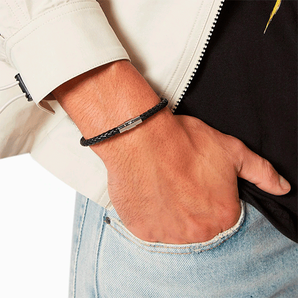DISCOVER THE NEW SERGIO BRACELET