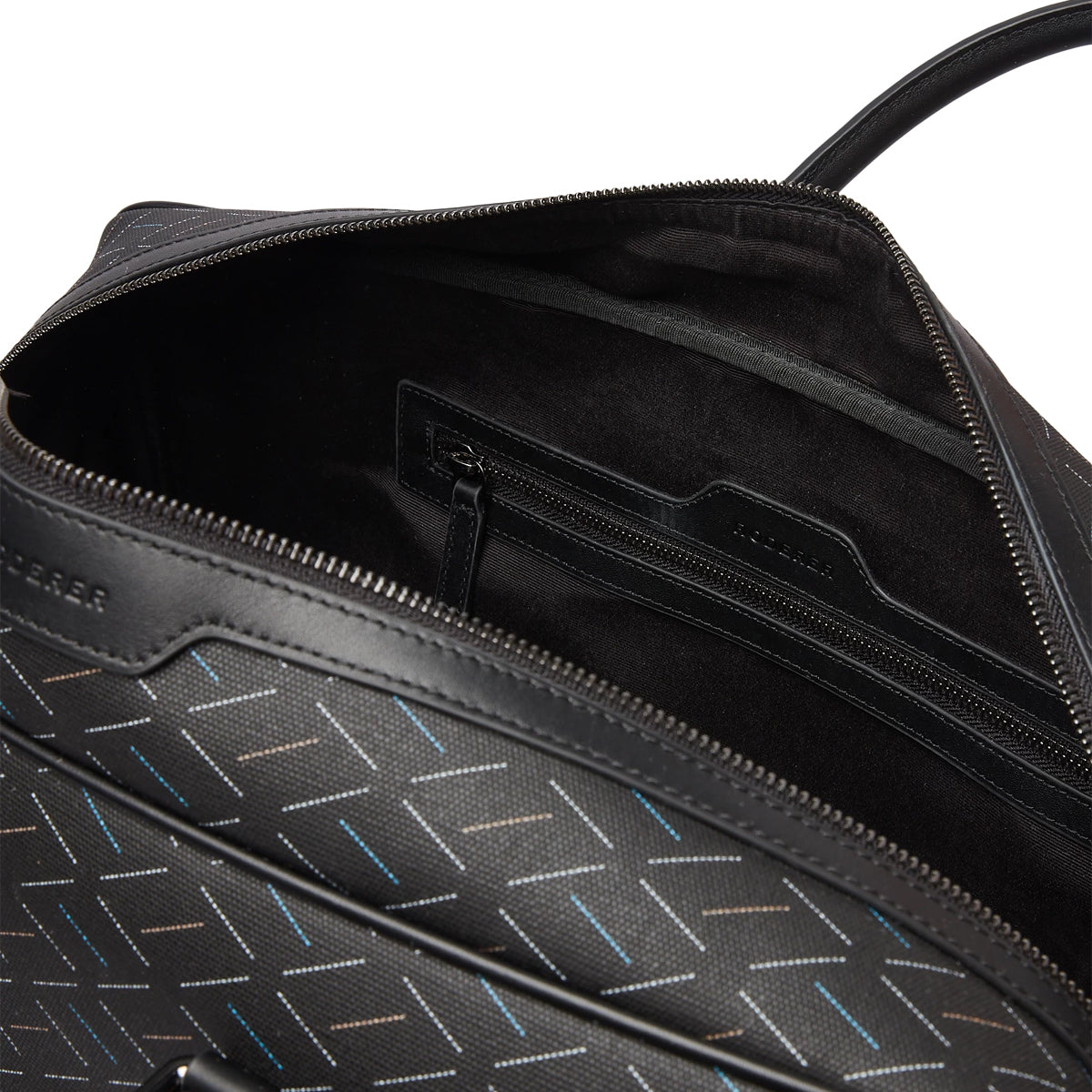 Trophy Travel Bag • Canvas & Leather