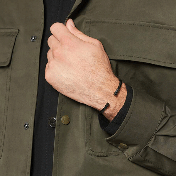 SLEEK CABLE DESIGN FOR THE NEW AURELIO BRACELET