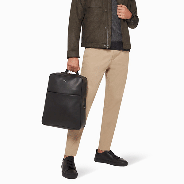 DISCOVER THE NEW AWARD BACKPACK