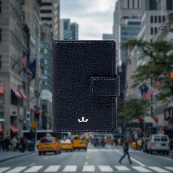 DISCOVER THE NEW AWARD CLIP CARD HOLDER