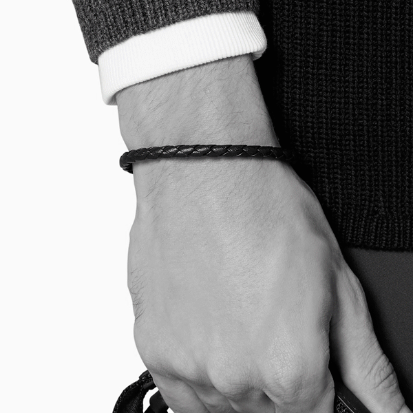 DISCOVER THE NEW MATTEO BRACELET > BLACK ON BLACK