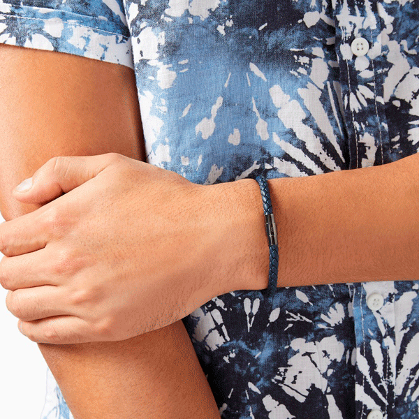 DISCOVER THE NEW SERGIO BRACELET ON GUNMETAL CLASP